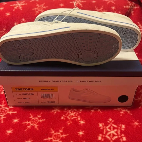 Tretorn Sneakers Chelsea Canvas Memory Foam Size 6.5 - Picture 7 of 11